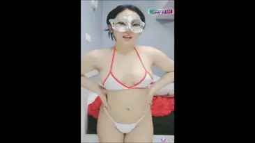 Jena Live Pamer Aksi Bebas Tanpa Sensor