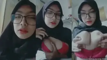Nadira Jilbab Hitam BH Merah Ngentot Brutal Becek